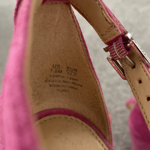 Sam Edleman pink heels, velour fabric, size 7.5 - Picture 4 of 4